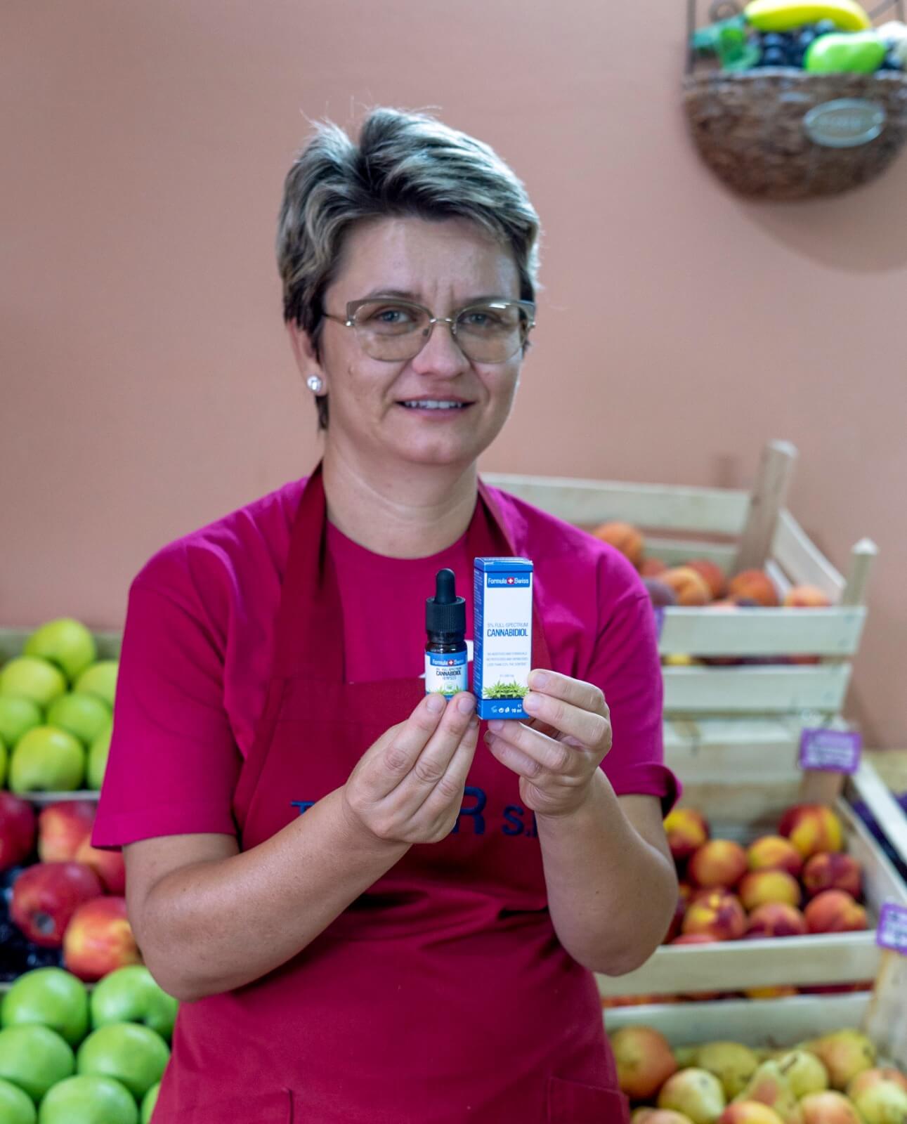 Olio di CBD biologico svizzero in olio di semi di canapa